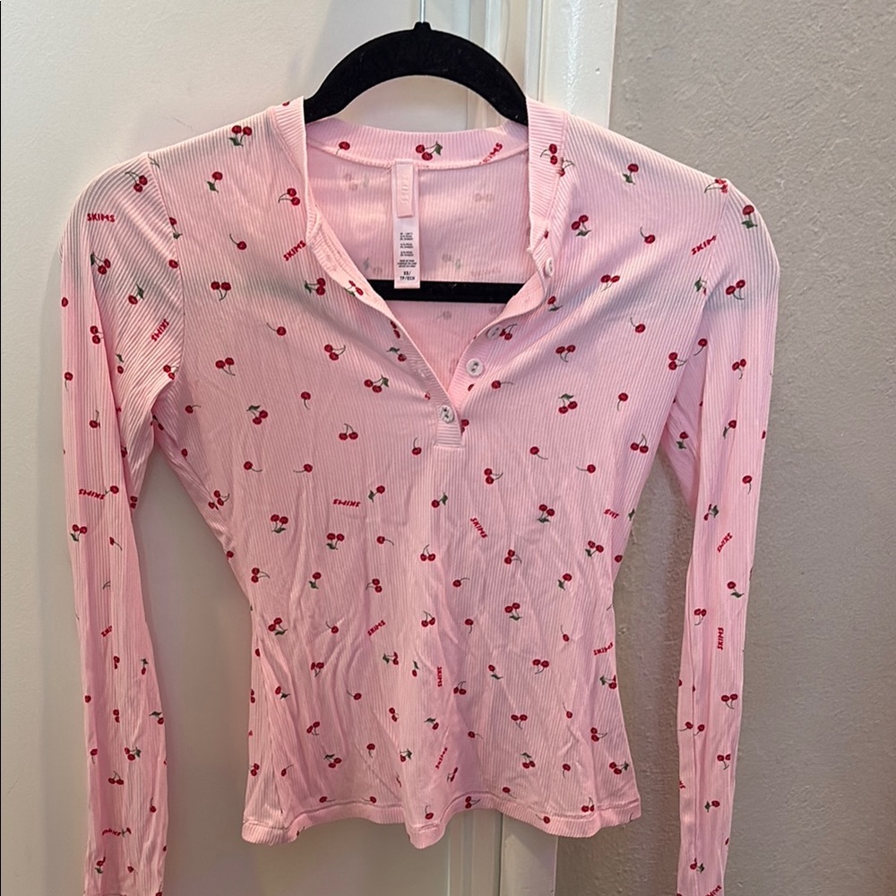 Skims henley long sleeve cherry print